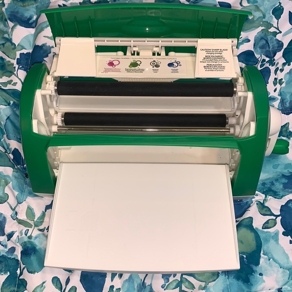 XYRON 9" Creative Station Home - Picture 6 of 13